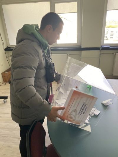 Избран председател на Ученически съвет 8